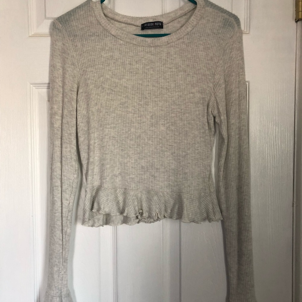 Ivory/Gray Cropped Long Sleeve Sweater